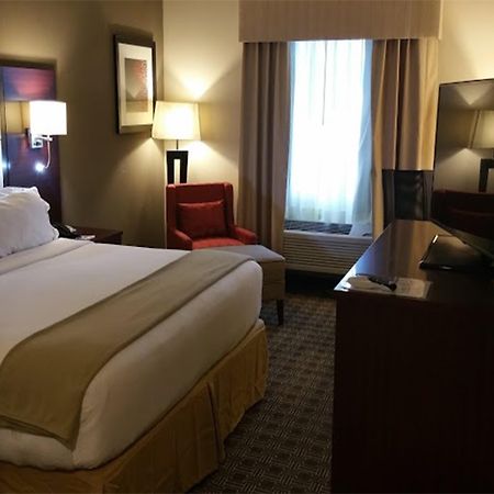 Holiday Inn Express & Suites Lantana By Ihg Екстериор снимка