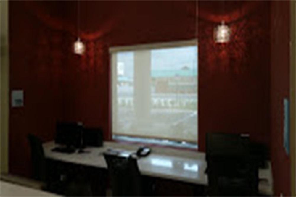 Holiday Inn Express & Suites Lantana By Ihg Екстериор снимка